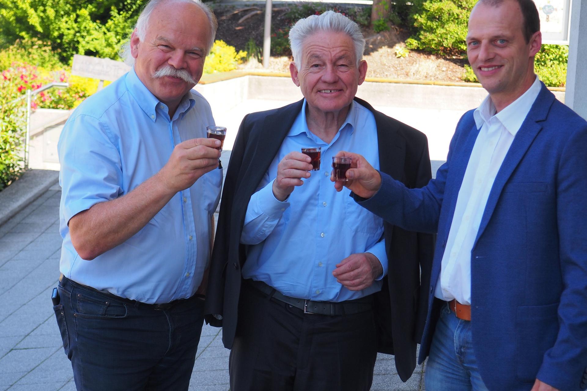 Besuch von Dr. Josef Pühringer, Bürgermeister Ing. Gerhard Gebeshuber, Ewald Schnabl