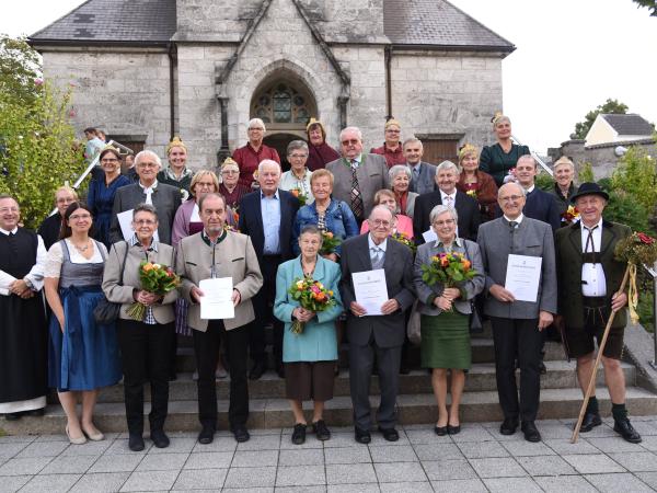 Gruppenfoto Jubiläumshochzeitsfeier 2023